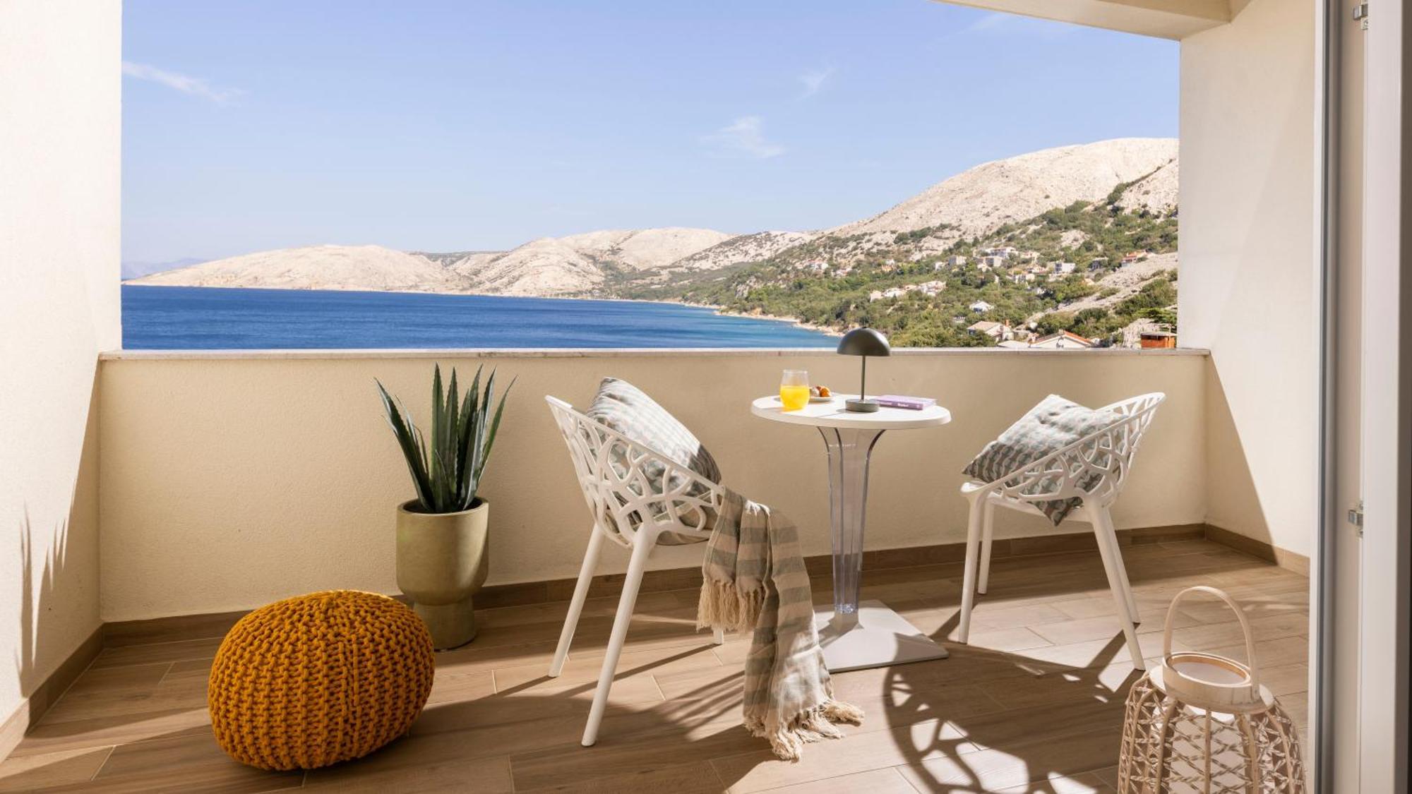 Stara Baška Eola Leisure Rooms מראה חיצוני תמונה